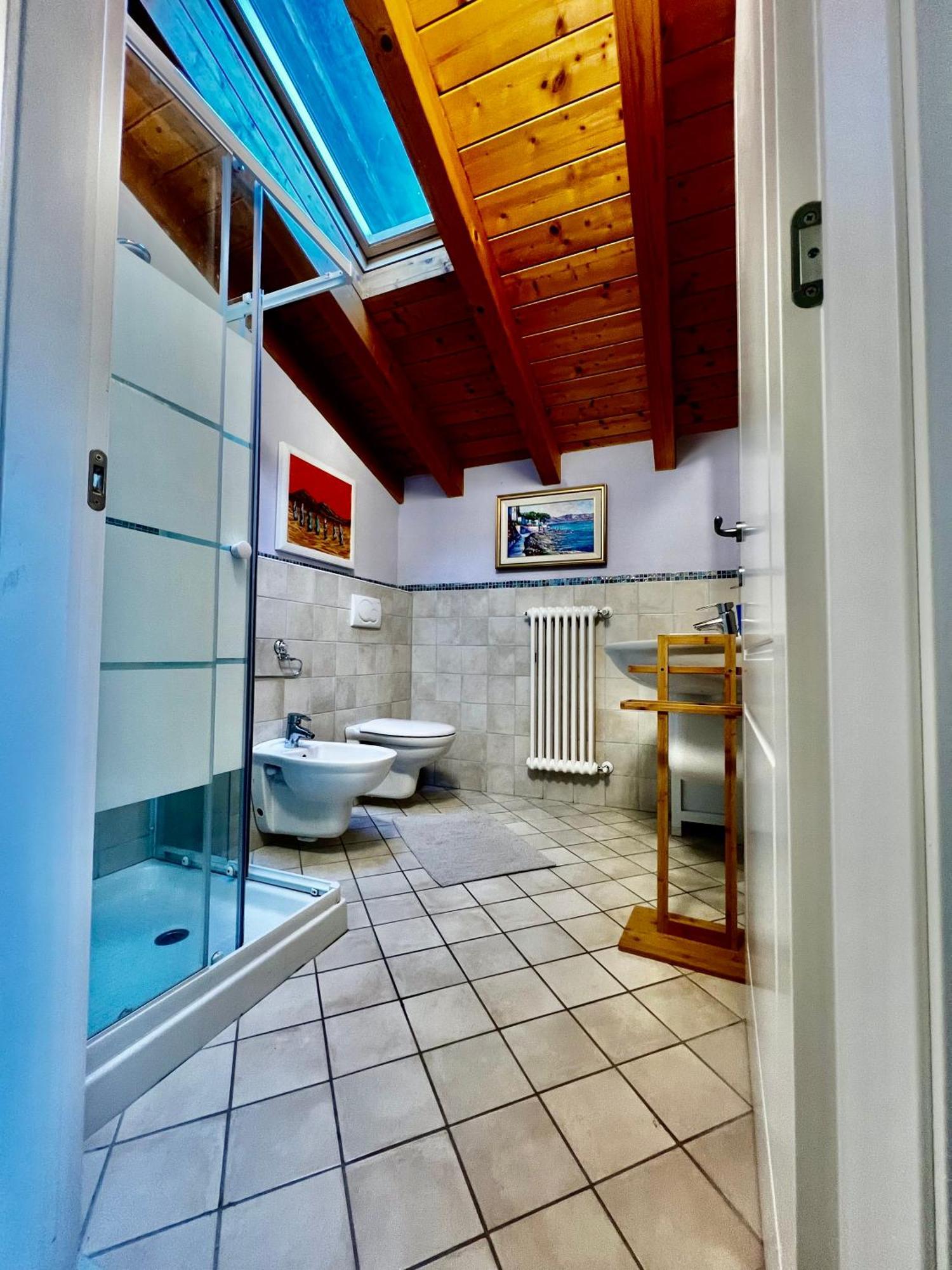 Colico Zen House Villa Luaran gambar
